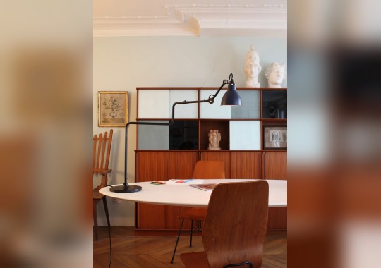 Настольная лампа модель Lampe Gras Table Lamp от фабрики DCW Editions image 5