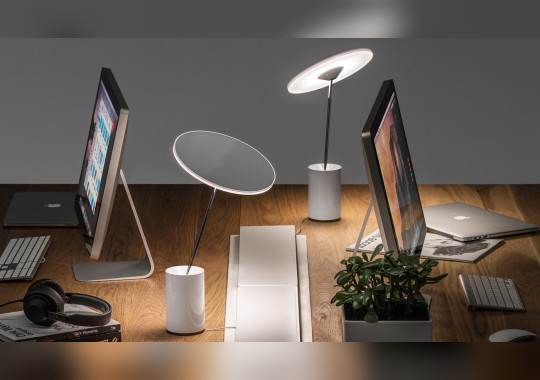 Настольная лампа с цилиндрическим основанием Artemide - Sisifo