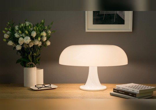 Настольная лампа в форме гриба Artemide - Nesso