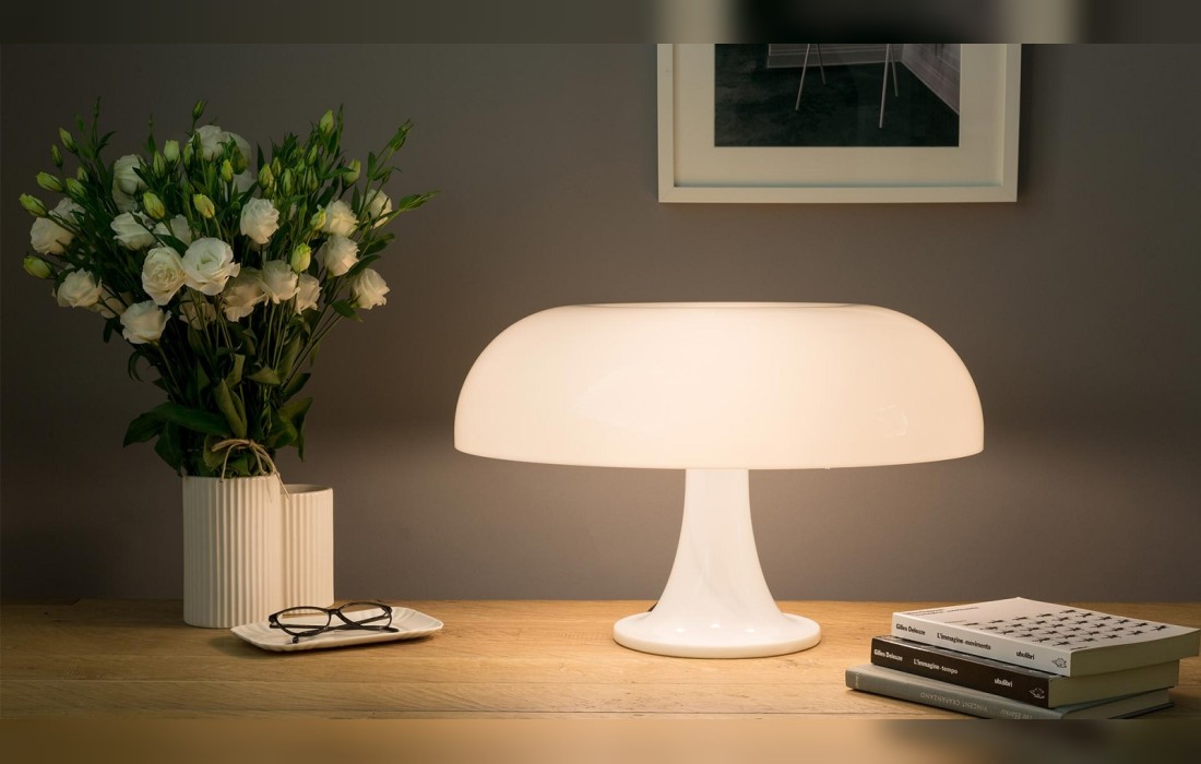 Настольная лампа в форме гриба Artemide - Nesso