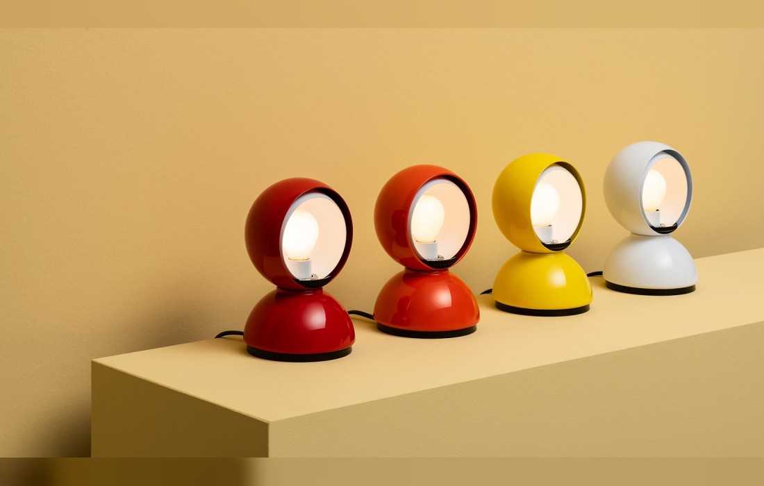 Настольная лампа с вращающимся внутренним плафоном Artemide - Eclisse
