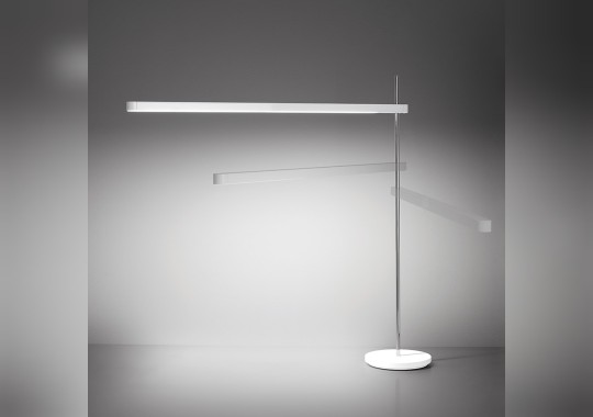 Настольная лампа в белой матовой отделке с поворотным механизмом Artemide - Talak professional Table image 2