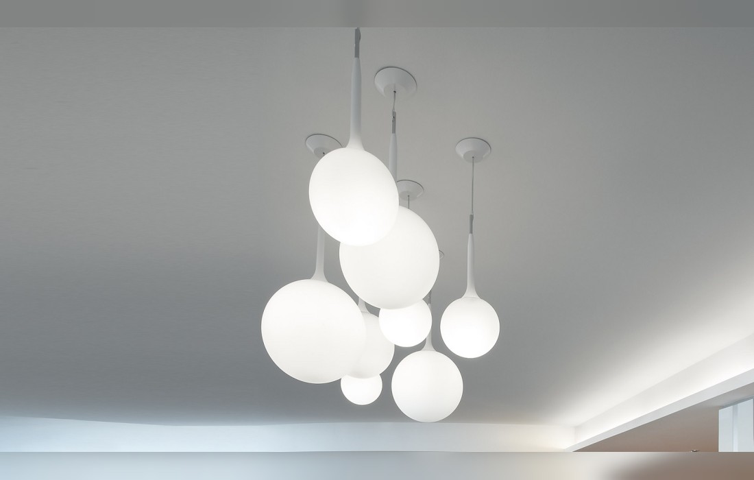 Светильник из муранского стекла молочного цвета Artemide - Castore