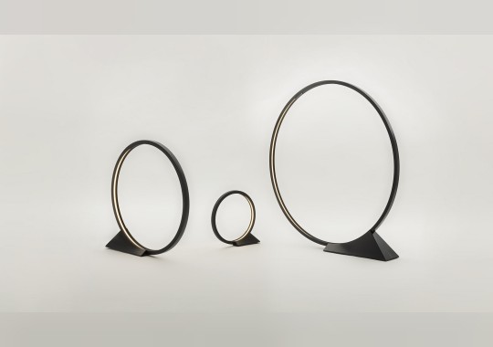 Уличный напольный светильник &ldquo;O&ldquo; T071030 от фабрики Artemide