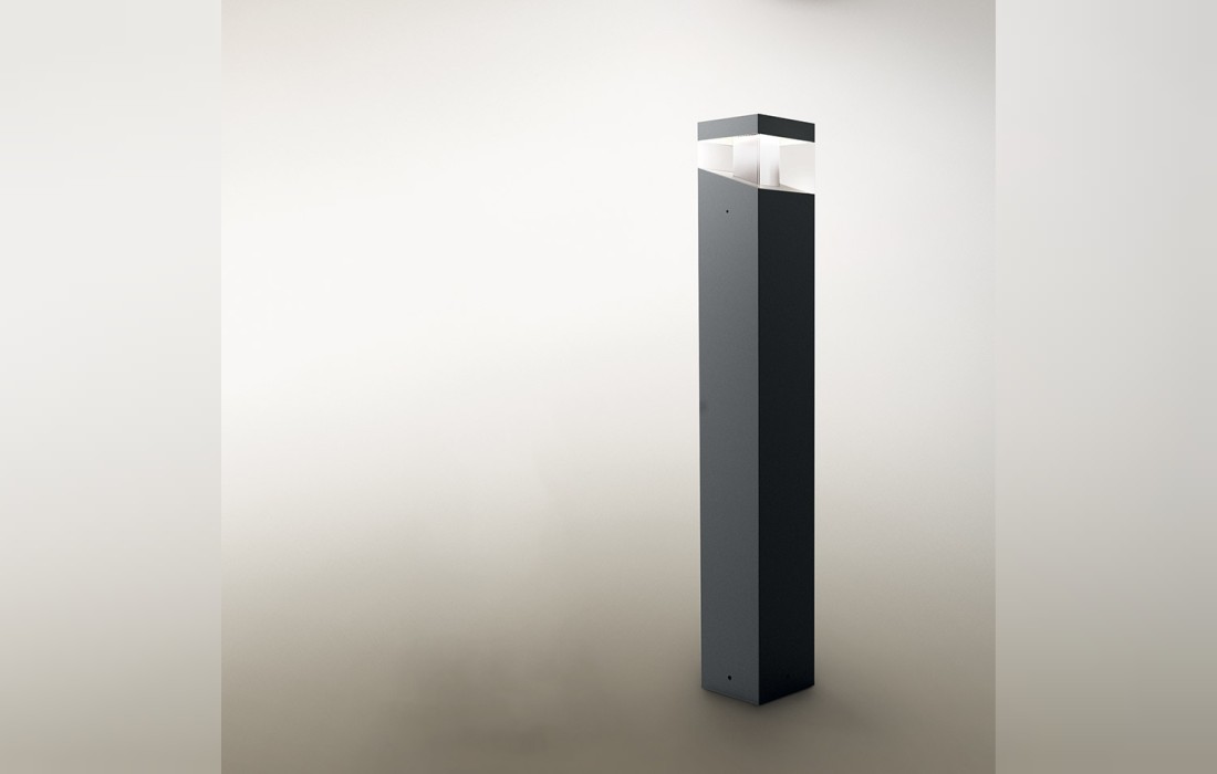 Уличный напольный светильник Tetragono T417200W00 от Artemide