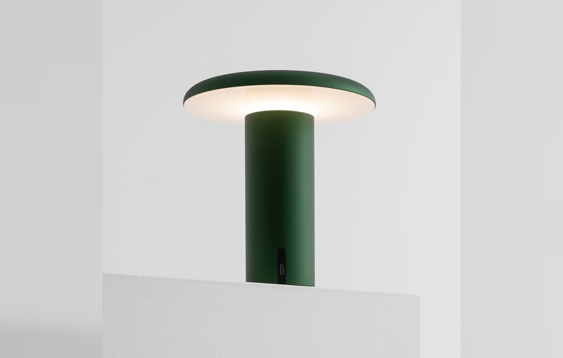 Настольная лампа Artemide - Takku