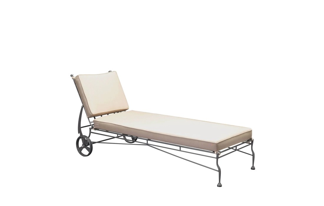 Уличные шезлонги и кушетки от фабрики Officina Ciani модель Intreccio Gray Steel