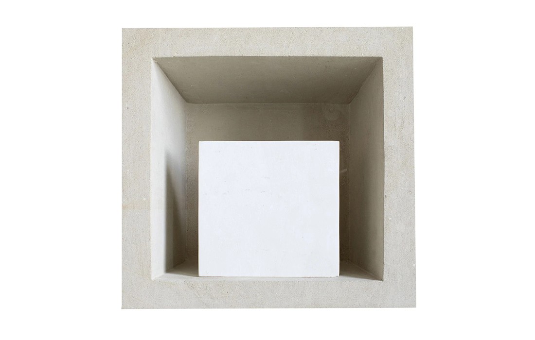 Настольная лампа от фабрики Pimar Limestone модель Omaggio Al Quadrato Lecce 