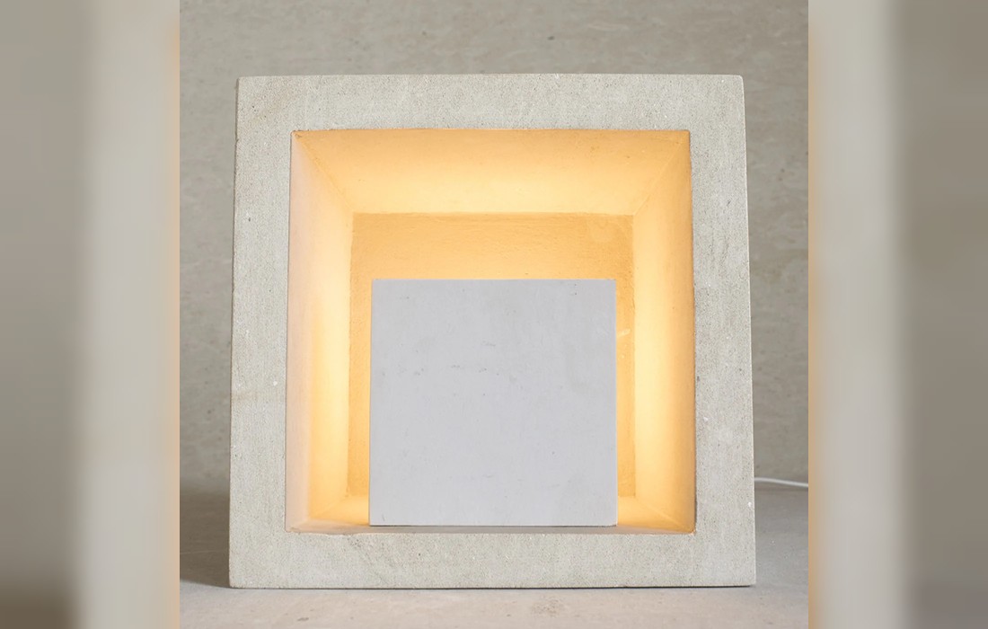 Настольная лампа от фабрики Pimar Limestone модель Omaggio Al Quadrato Lecce 