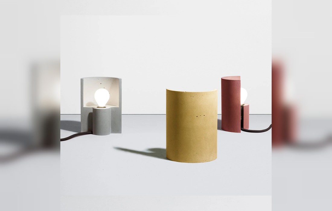 Настольная лампа от фабрики Plato Design модель Esse Red