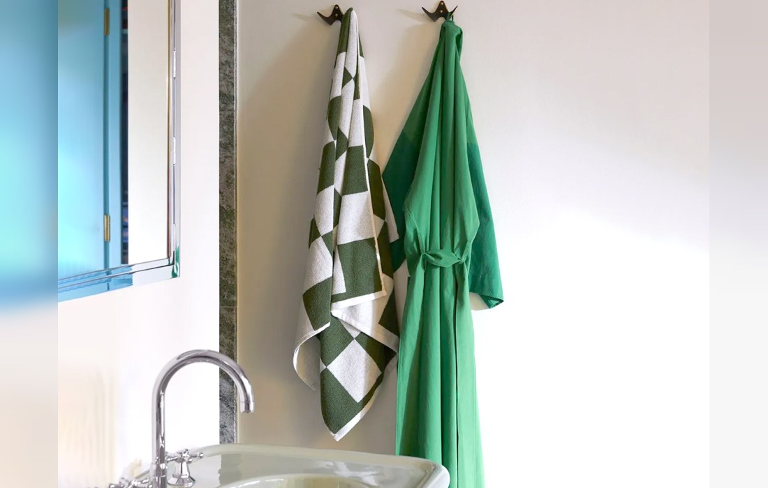 Аксессуар для ванной модель Check Hand Towel от фабрики Hay