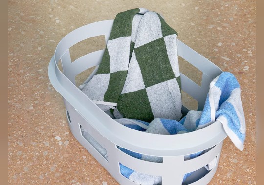 Аксессуар для ванной модель Check Hand Towel от фабрики Hay
