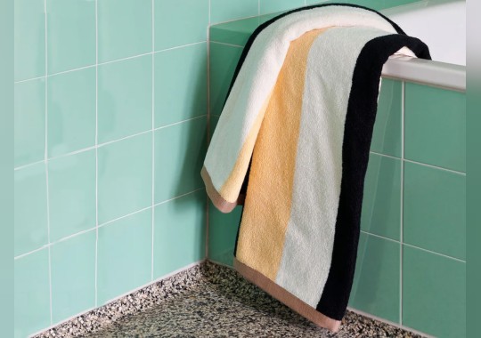Аксессуар для ванной модель Trio Bath Sheet - Towel от фабрики Hay