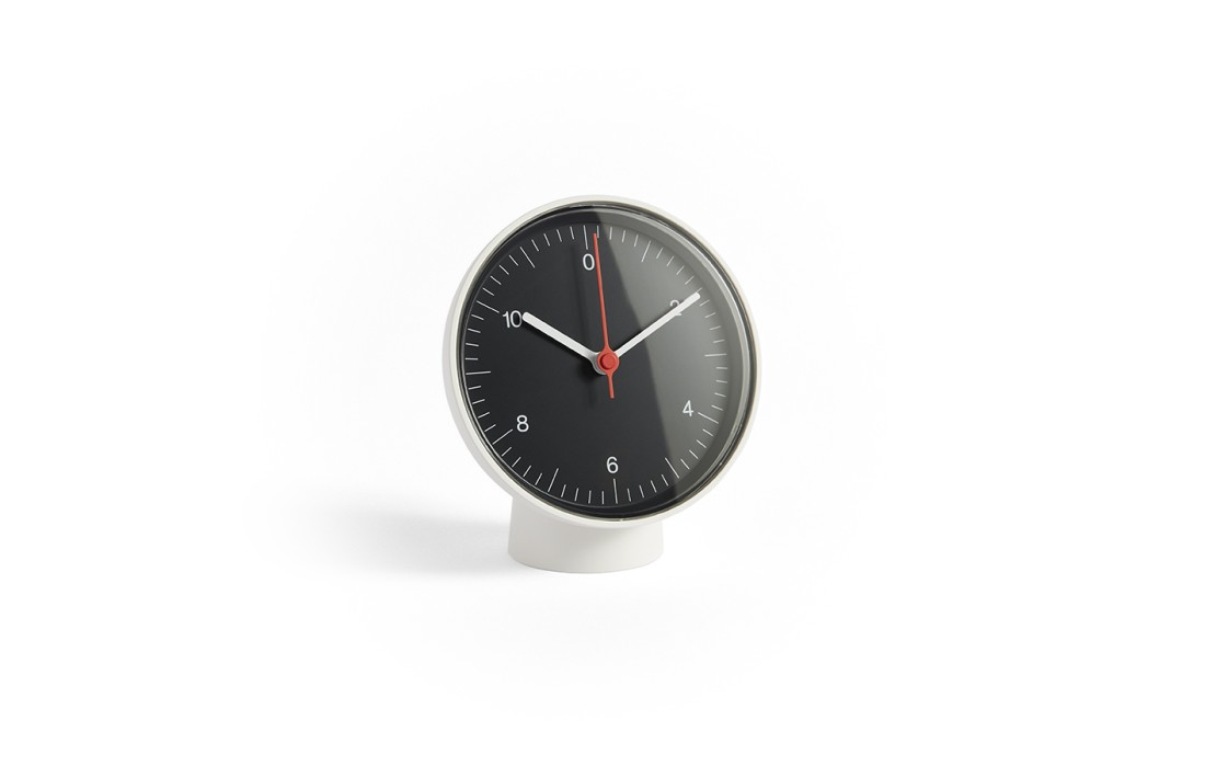 Часы модель Table Clock от фабрики Hay