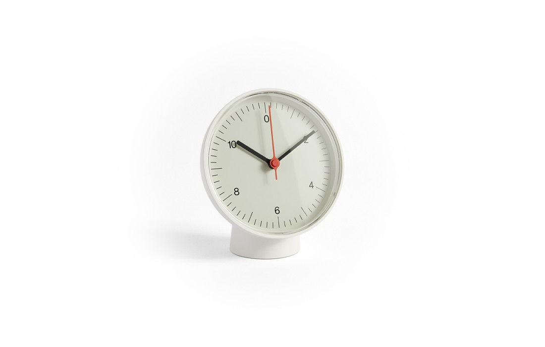Часы модель Table Clock от фабрики Hay