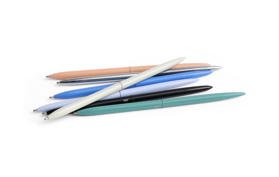 Письменный стол модель Bullet Pen от фабрики Hay