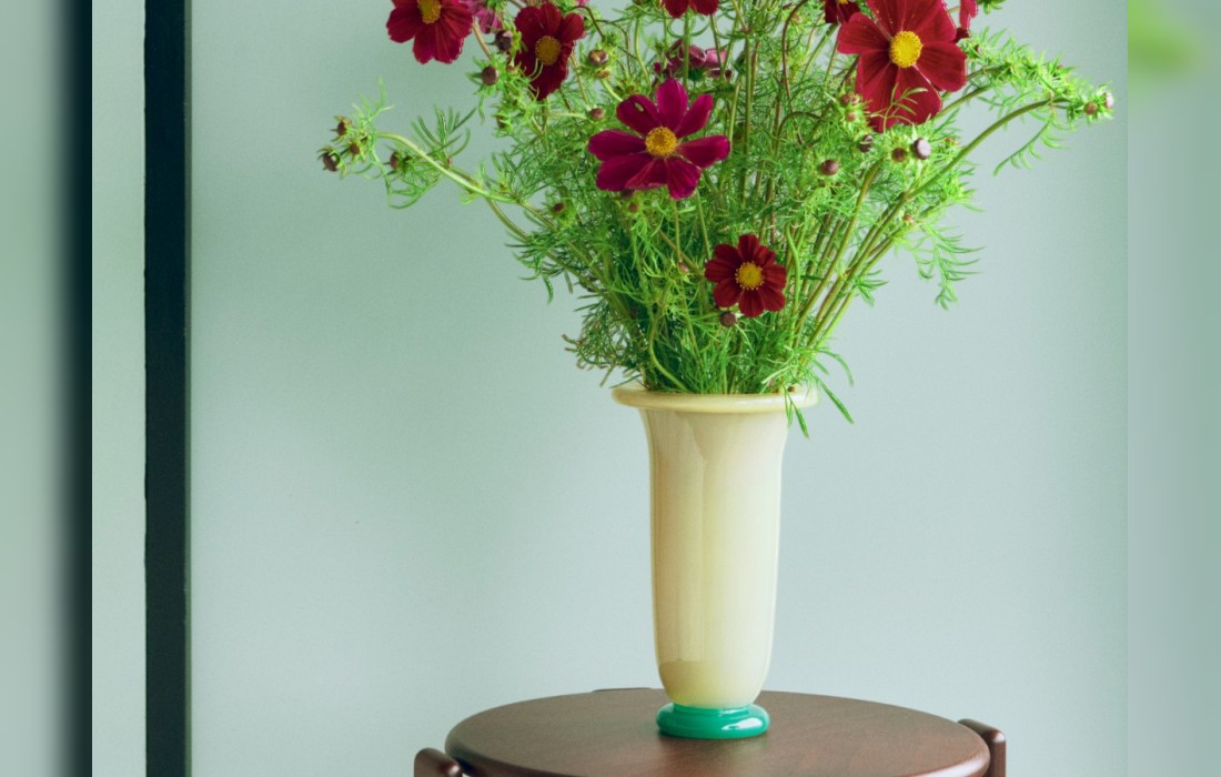 Ваза модель Empire Vase L от фабрики Hay