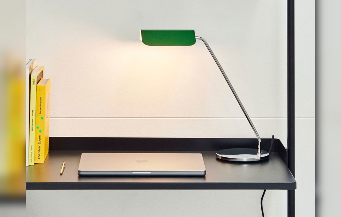 Настольная лампа модель Apex Desk Lamp от фабрики Hay