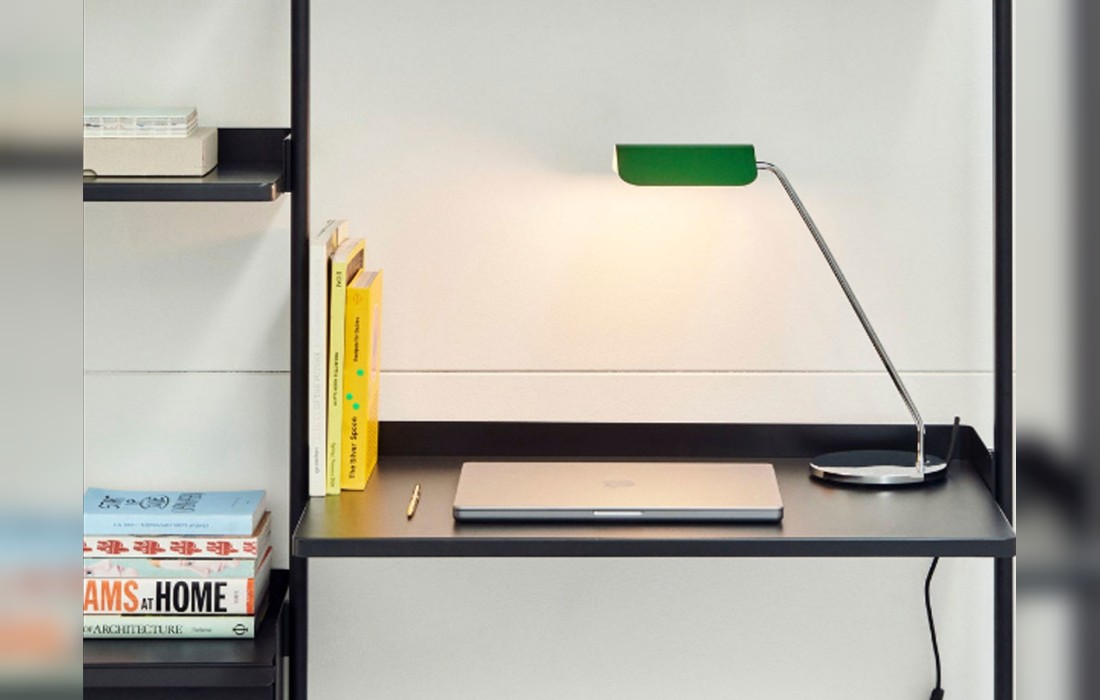 Настольная лампа модель Apex Desk Lamp от фабрики Hay