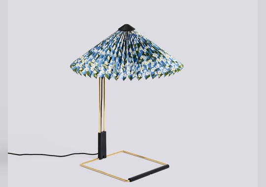 Настольная лампа модель Matin Table Lamp Small - Liberty от фабрики Hay