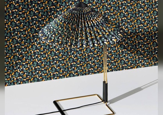 Настольная лампа модель Matin Table Lamp Small - Liberty от фабрики Hay