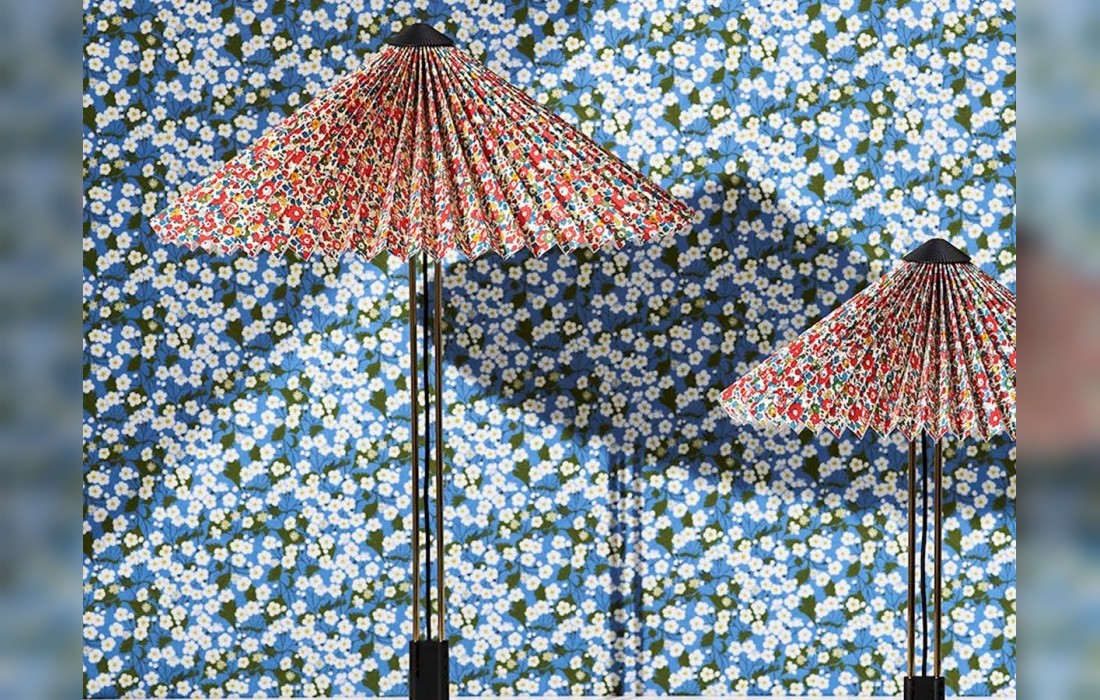 Настольная лампа модель Matin Table Lamp Small - Liberty от фабрики Hay