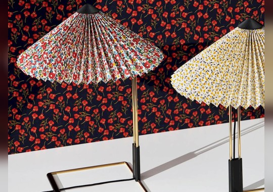 Настольная лампа модель Matin Table Lamp Small - Liberty от фабрики Hay