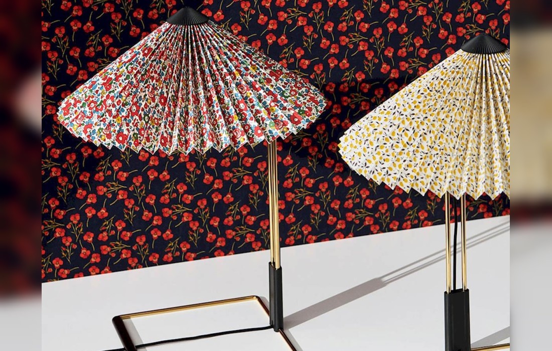 Настольная лампа модель Matin Table Lamp Small - Liberty от фабрики Hay
