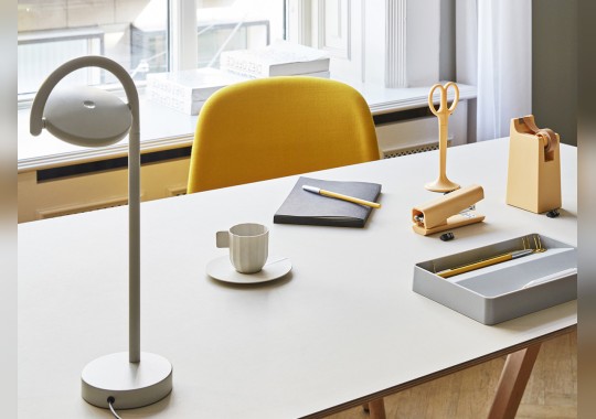 Настольная лампа модель Marselis Table Lamp от фабрики Hay
