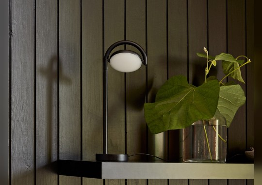 Настольная лампа модель Marselis Table Lamp от фабрики Hay