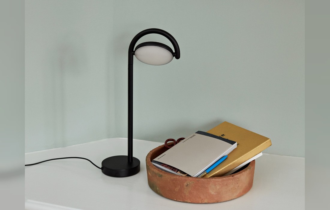 Настольная лампа модель Marselis Table Lamp от фабрики Hay