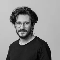 Alessandro Mattei vs Plato Design