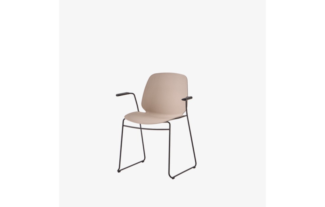 Кресло OSWELL от фабрики INCLASS модель Armchair with sled frame stackable