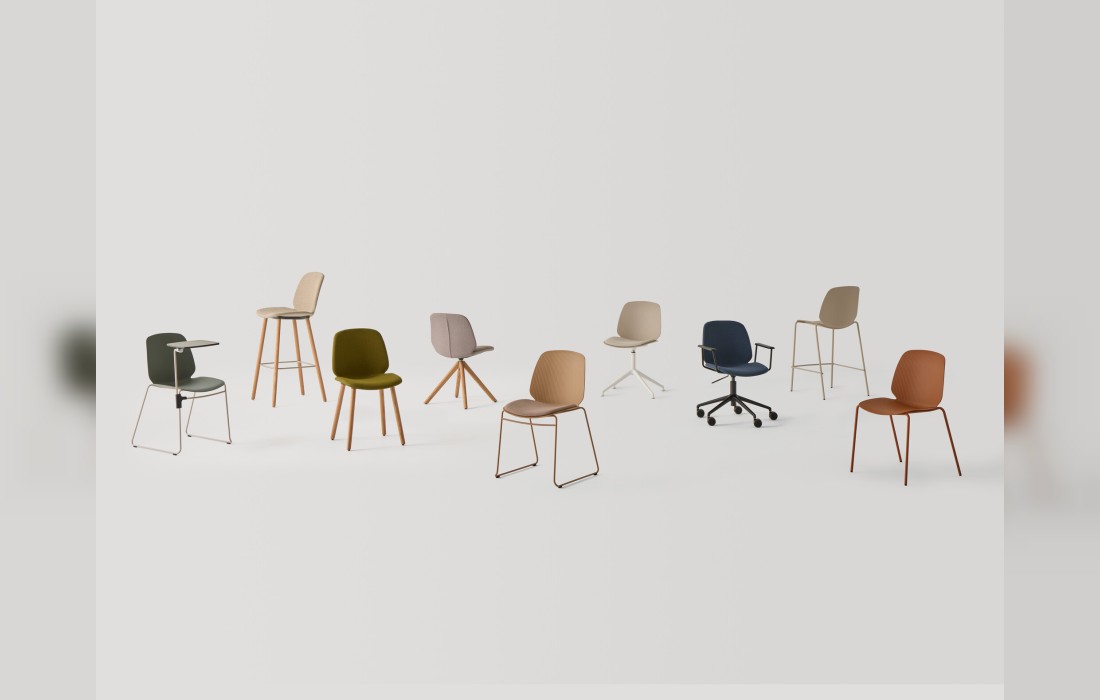 Стул OSWELL от фабрики INCLASS модель Chair with 4 leg frame stackable