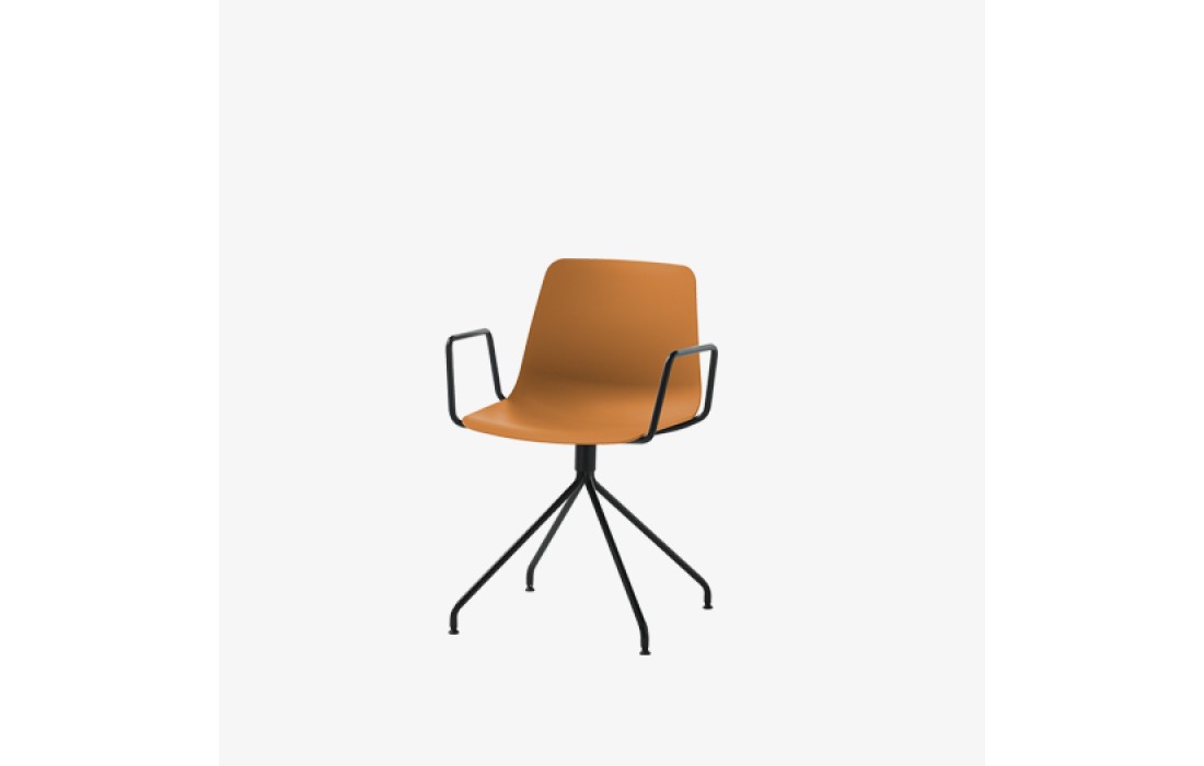 Кресло VARYA от фабрики INCLASS модель Armchair with 4 spoke steel swivel base