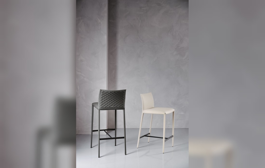Стул барный Norma Sgabello B и Norma Couture Sgabello A от Cattelan