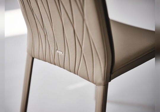 Обеденный стул Italia Couture от производителя Cattelan