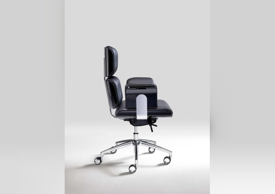 Офисное кресло Armadillo 2 фабрики Altek Italia Design — дизайн Rainer Bachschmid