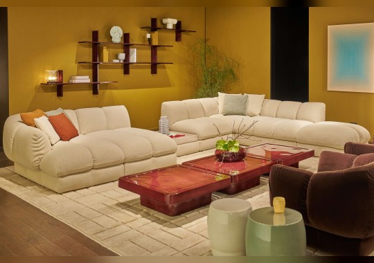 Диван Ardys фабрики Cassina — дизайн Патрисии Уркиолы