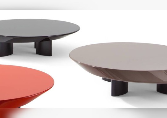 Журнальный стол Accordo фабрики Cassina — дизайн Шарлотты Перриан