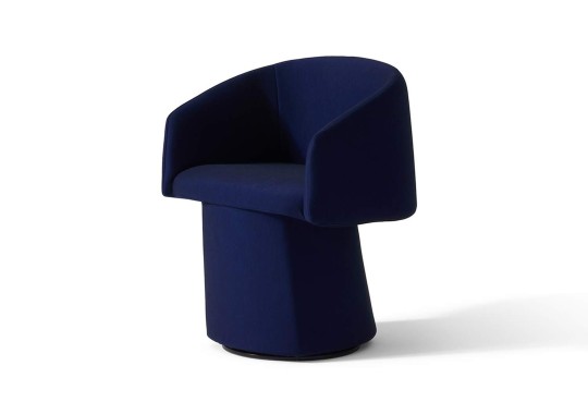 Кресло Plintea фабрики Cassina — дизайн Патрисии Уркиолы