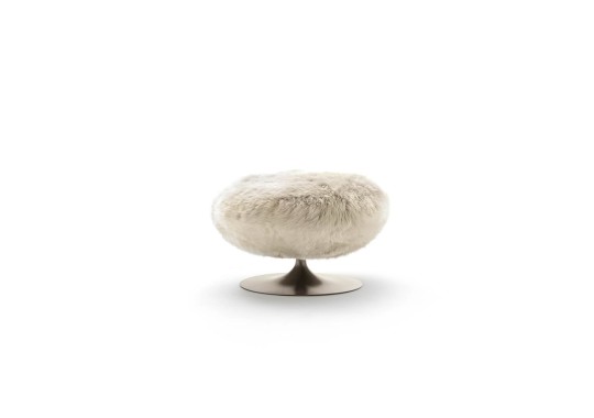 Пуфик in Australian lamb от Giorgio Collection image 1