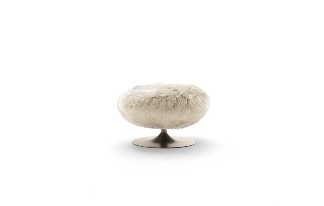 Пуфик in Australian lamb от Giorgio Collection