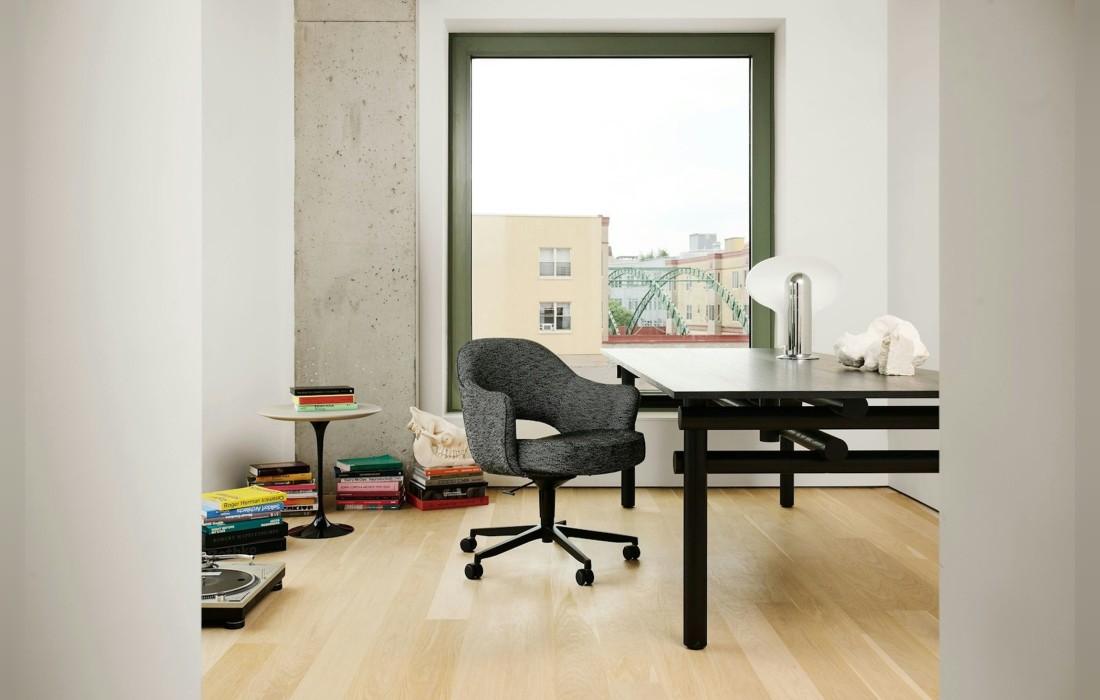 Офисное кресло Saarinen Executive Chair от фабрики Knoll