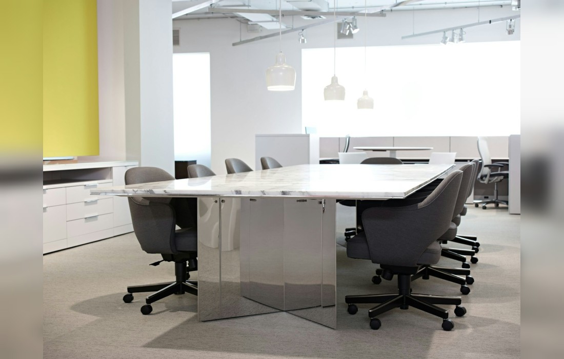 Офисное кресло Saarinen Executive Chair от фабрики Knoll