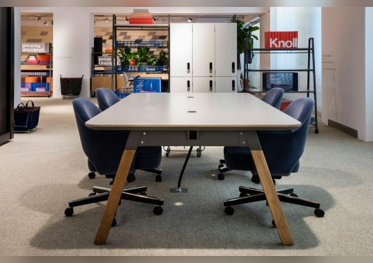 Офисное кресло Saarinen Executive Chair от фабрики Knoll