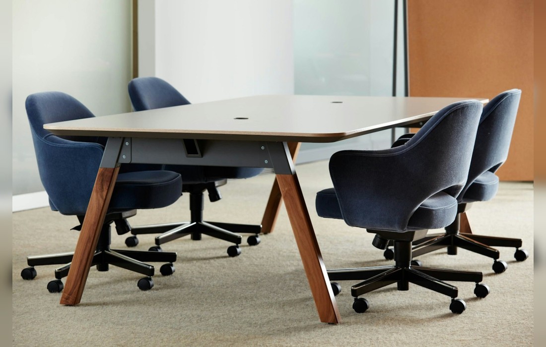 Офисное кресло Saarinen Executive Chair от фабрики Knoll