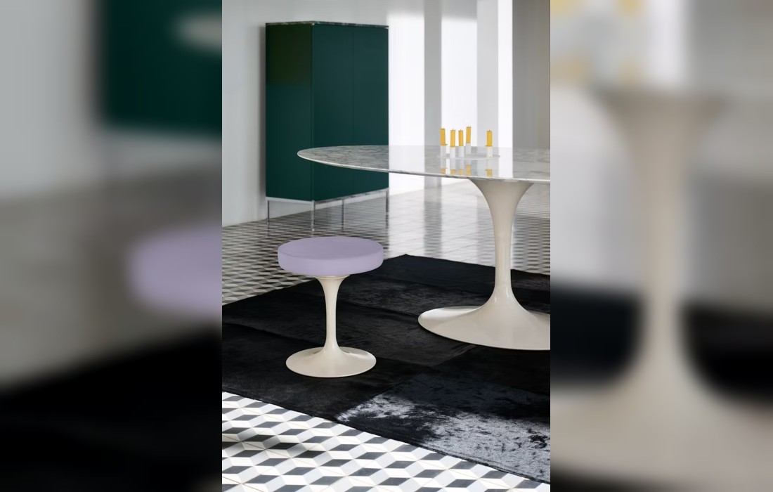 Обеденный стол Saarinen Pedestal Table фабрики Knoll