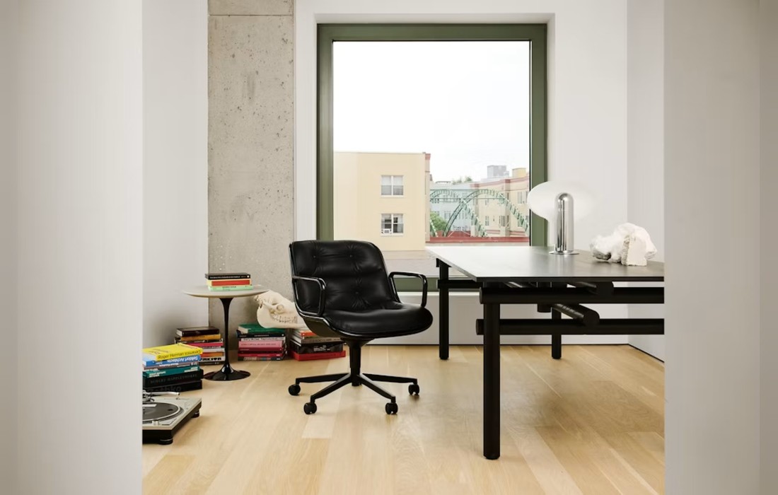 Офисное кресло Pollock Executive Chair фабрики Knoll