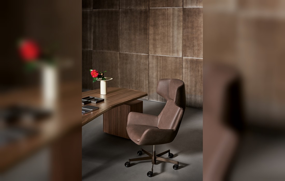 Кресло Newton от фабрики Bonaldo
